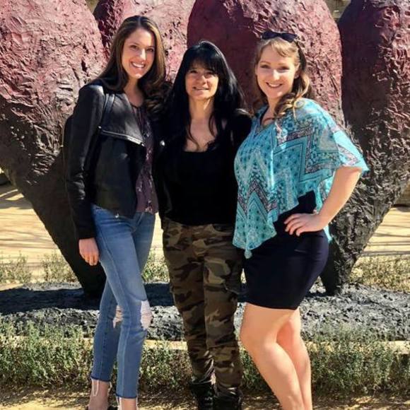 Meet your Posher, Kaela - Picture 1 of 1